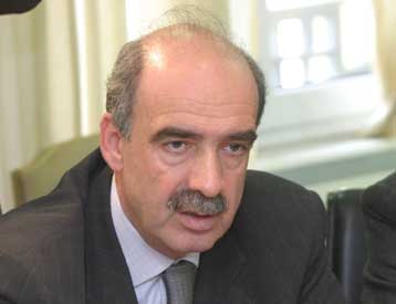 Διαφωνεί η ΝΔ με την υπουργική απόφαση για τους όρους προβολής των κομμάτων