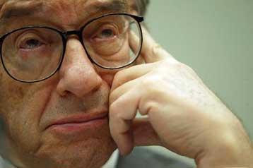 Πιέσεις στο δολάριο εν αναμονή του δεύτερου μέρους της κατάθεσης του Αλαν Γκρίνσπαν