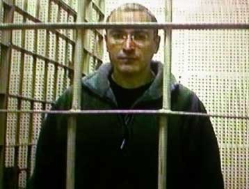 Χωρίς μετοχές της Yukos πλέον ο Χοντορκόφσκι