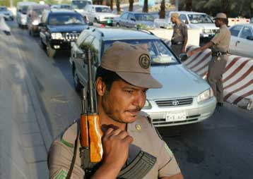 Έκτακτα μέτρα στη Σαουδική Αραβία καθώς εκφράζονται φόβοι για τρομοκρατικό χτύπημα