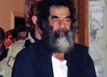 Πράσινο φως από τις ΗΠΑ στον Ερυθρό Σταυρό να επισκεφθεί τον Σαντάμ Χουσεΐν