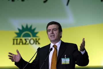 Δύο άνθρωποι (Μάνος, Ανδριανόπουλος) δεν μετατοπίζουν μια παράταξη, λέει ο Μ.Χρυσοχοΐδης