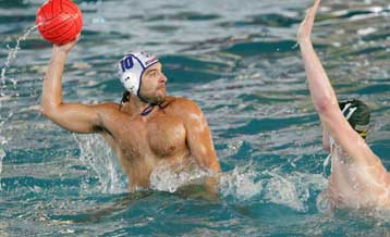 Η Βουλιαγμένη 8-5 την Φερεντσβάρος για τα προημιτελικά του Len Trophy