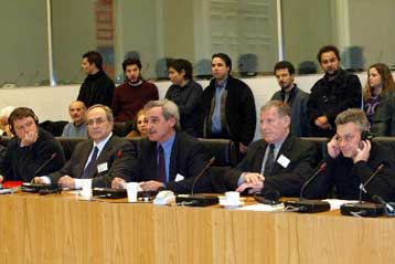 Στις αρχές Μαΐου ιδρύεται στη Ρώμη το Κόμμα της Ευρωπαϊκής Αριστεράς