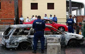 Τουλάχιστον 50 τραυματίες σε επεισόδια μεταξύ Αβοριγίνων και Αυστραλών αστυνομικών