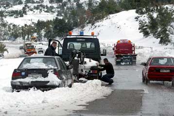 Νέο κύμα κακοκαιρίας από την Τρίτη – Χιόνια και στην Αττική