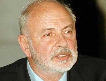 Η μορφή του Αντώνη Μπενάκη, όπως την είδαν 80 μεγάλοι Έλληνες δημιουργοί