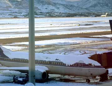 Με αγωγές κατά της διοίκησης του «Ελ.Βενιζέλος» απαντούν οι αεροπορικές εταιρείες