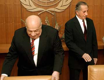 Διαπραγματεύσεις για το Κυπριακό σε εντατικούς ρυθμούς από την Πέμπτη