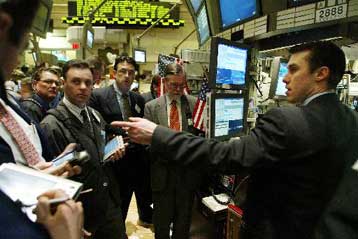 Με θετικό πρόσημο έκλεισαν την Τρίτη Dow Jones και Nasdaq