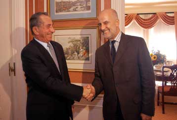 Συνάντηση Τ.Παπαδόπουλου και Ντε Σότο για τη διαδικασία των νέων συνομιλιών