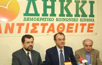 Για αμοραλισμό και τυχοδιωκτισμό κατηγόρησε το ΠΑΣΟΚ ο Δημήτρης Τσοβόλας