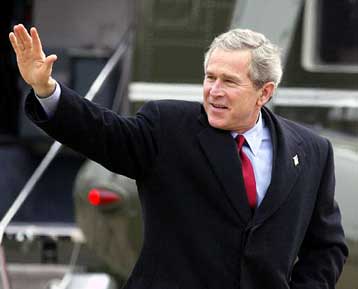 «Πίσω» από τους Κέρι και Έντουαρντς έρχεται ο Τζ.Μπους σε νέα δημοσκόπηση