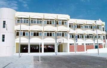 Έτοιμα τα σχέδια για τα πρώτα πέντε από τα 20 σούπερ σχολεία