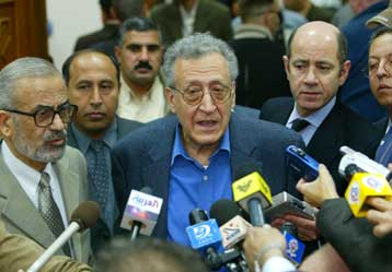 Απορρίπτει τη διενέργεια εκλογών στο Ιράκ πριν από τις 30/6 ο απεσταλμένος του ΟΗΕ