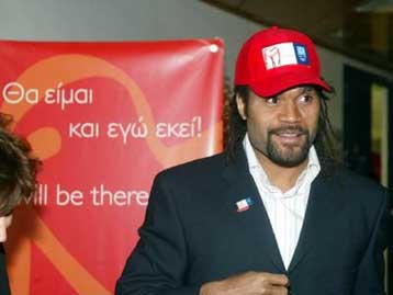 «Θα είναι εκεί» ο Κριστιάν Καρεμπέ-Υπέγραψε αίτηση εθελοντισμού