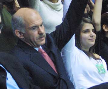 Πιο κοντά στους νέους ο Γιώργος Παπανδρέου, σύμφωνα με έρευνα της Metron Analysis