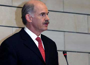 Ευρύ διάλογο για την κατάργηση των Πανελλαδικών εξήγγειλε ο Γ.Παπανδρέου