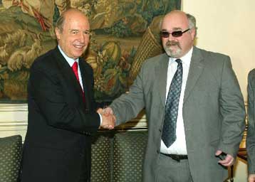 «Όχι» σε διαχωριστικές γραμμές για τα άτομα με ειδικές ανάγκες, τόνισε ο Κ.Σημίτης