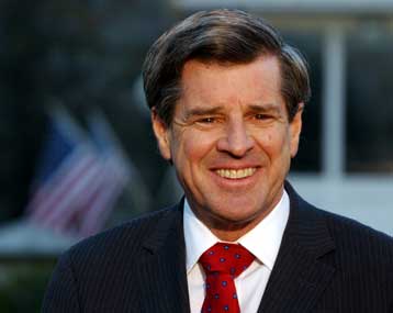 Έπειτα από ένα χρόνο οι εκλογές στο Ιράκ, εκτιμά ο Μπρέμερ – Διαμαρτυρίες Ιρακινών