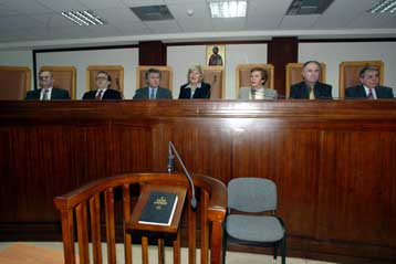 Παρέμβαση του Προέδρου της Δημοκρατίας στη δίκη του ΕΛΑ ζητούν οι συγγενείς των «πέντε»