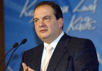 Η ΝΔ στηρίζει τις μικρομεσαίες επιχειρήσεις, δηλώνει ο Κώστας Καραμανλής