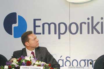 Αύξηση 37,4% στα κέρδη του ομίλου της Εμπορικής Τράπεζας το 2003