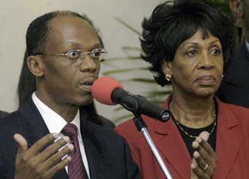 Εκλογές το Νοέμβριο προτείνει ο πρόεδρος της Αϊτής, αρνούμενος όμως να παραιτηθεί