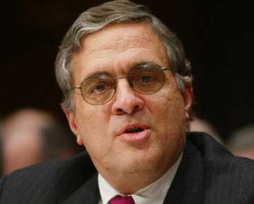 Για προσπάθεια στρατολόγησης επαγγελματιών πιλότων από την Αλ Κάιντα μίλησε ο Τένετ