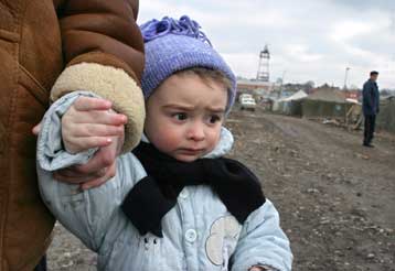 Μειώθηκε το 2003 ο αριθμός των ατόμων που ζήτησαν άσυλο στις πλούσιες χώρες του κόσμου