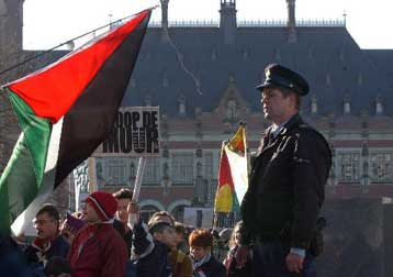 Ολοκληρώθηκε στη Χάγη η δίκη για το διαχωριστικό τείχος της Δυτικής Όχθης