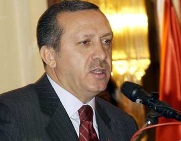 Δυσαρεστημένος από τη στάση του Ρ.Ντενκτάς ο Ταγίπ Ερντογάν