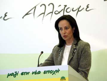 Στην «υστερία» της αντιπολίτευσης απέδωσε η Διαμαντοπούλου την απόφαση για το ντιμπέιτ