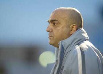 Το Αιγάλεω θα χτυπήσει τον ΠΑΟ στη Λεωφόρο, λέει ο Χατζάρας