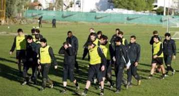 Ακυρος ο Ισολογισμός της ΠΑΕ ΑΕΚ, λέει ο Λάλος-Διαφωνία ENIC, Ντέμη