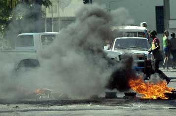 Η Γαλλία δείχνει την «έξοδο» στον Αριστίντ, καθώς η Αϊτή βυθίζεται στο χάος