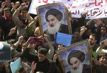 Εκλογές στο Ιράκ έως τα τέλη του 2004 απαιτεί ο ανώτατος σιίτης κληρικός Αλ-Σιστανί