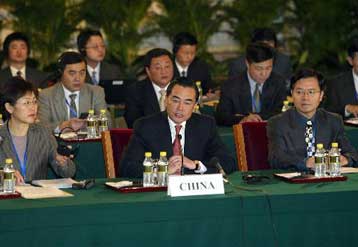 Σε κρίσιμη φάση οι εξαμερείς διαπραγματεύσεις για το πυρηνικό πρόγραμμα της Πιονγιάνγκ