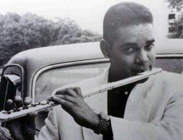 Ο διάσημος Κουβανός φλαουτίστας Ορλάντο «Μαράκα» Βάγιε στο Μέγαρο Μουσικής Αθηνών