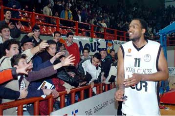 Ντοπέ ο Ντάντε Τζόουνς του Απόλλωνα Πατρών, δεν παίζει στο φάιναλ φορ του Κυπέλλου