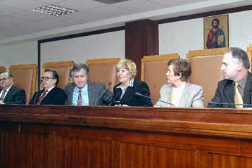 Δεν αναγνωρίστηκαν τα πρόσωπα που χρησιμοποιούσαν το κρησφύγετο του ΕΛΑ στο Παγκράτι