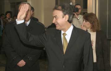 Κάλεσμα Τσοβόλα προς τους πολίτες για μια ειρηνική και δημοκρατική επανάσταση