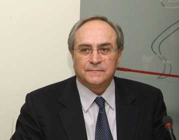 Ο ΣΥΝ είναι η δύναμη αντίστασης και διεκδίκησης, υπογράμμισε ο Ν.Κωνσταντόπουλος