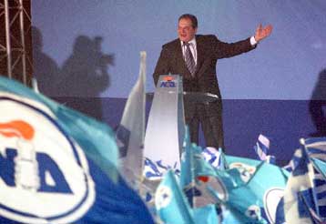 Η δωρεάν παιδεία αποδείχθηκε το πιο μεγάλο ψέμα του ΠΑΣΟΚ, δήλωσε ο Κ.Καραμανλής