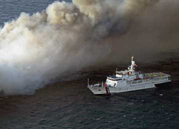 Τρεις νεκροί από έκρηξη σε δεξαμενόπλοιο ανοιχτά της Βιρτζίνια – 18 αγνοούμενοι