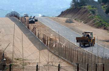 Διακοπή των εργασιών σε τμήμα του «τείχους ασφαλείας» διέταξε δικαστήριο του Ισραήλ