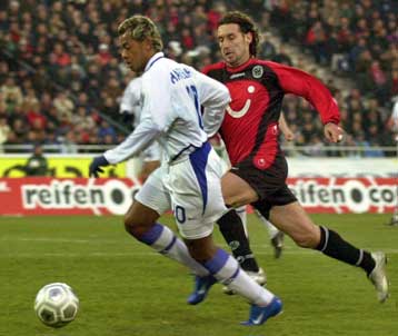 Ελπίζει στη σωτηρία της η Χέρτα μετά το 3-1 επί του Αννόβερο