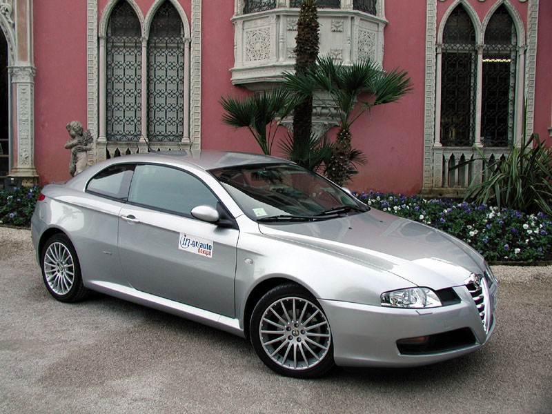 Alfa Romeo GT από 30.600 ευρώ