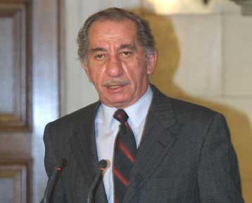 Με εντατικούς ρυθμούς συνεχίζονται οι συνομιλίες για το Κυπριακό