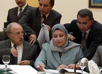 Συμφωνία στο Ιράκ για το μεταβατικό Σύνταγμα της χώρας